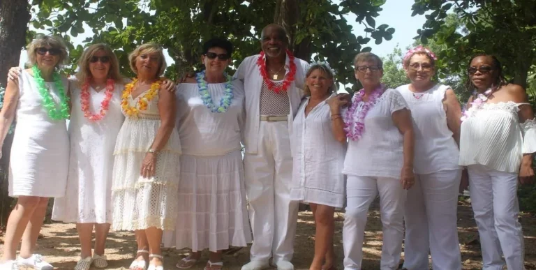 Georget Wilfried Lajoie entouré de proches en Guadeloupe